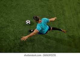 [运动一起赢]桑德：一个爱看孩子们踢球的“外教”